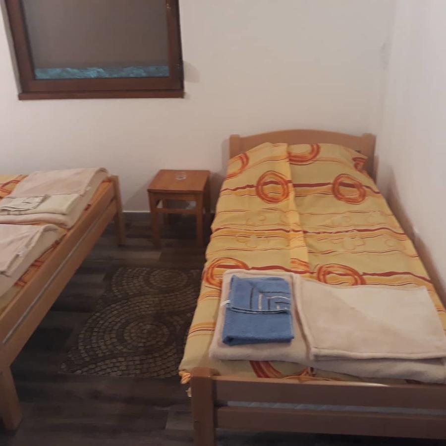 Apartmani Sastavci 첸티슈테 외부 사진